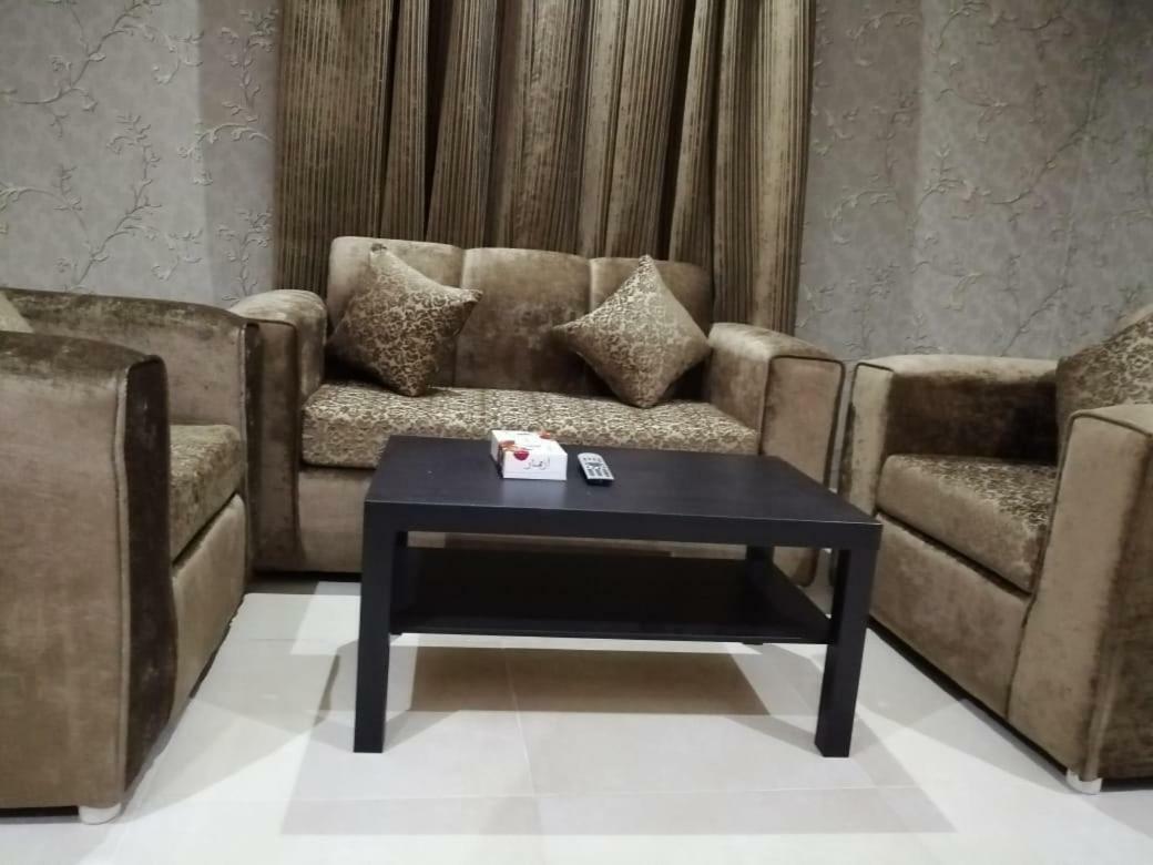 Rozana For Monthly And Yearly Rent 吉达 外观 照片