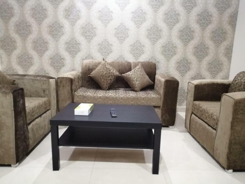 Rozana For Monthly And Yearly Rent 吉达 外观 照片